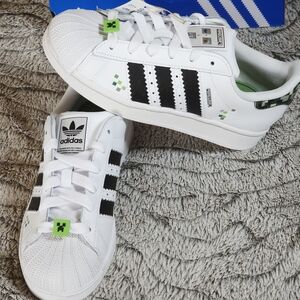 NWT adidas x Minecraft Superstar “Creeper” GS – Limited Edition Gamer Collab 6Y